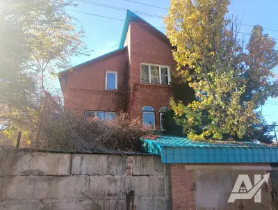 дом